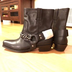 Juicy couture booties